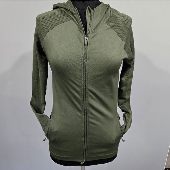 🐢 Fabletics Kiley Seamless Hooded Jacket. Size S/M like new. - Picture 3 of 13